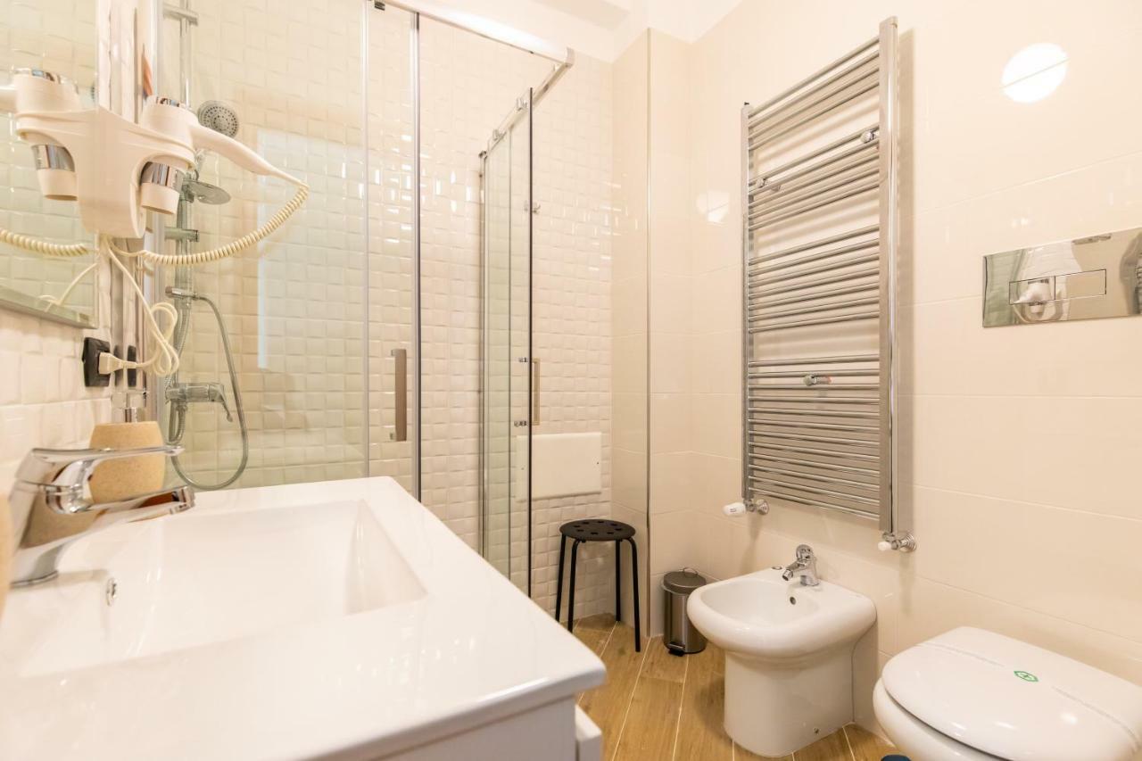 Napoli D'Amare B&B ภายนอก รูปภาพ