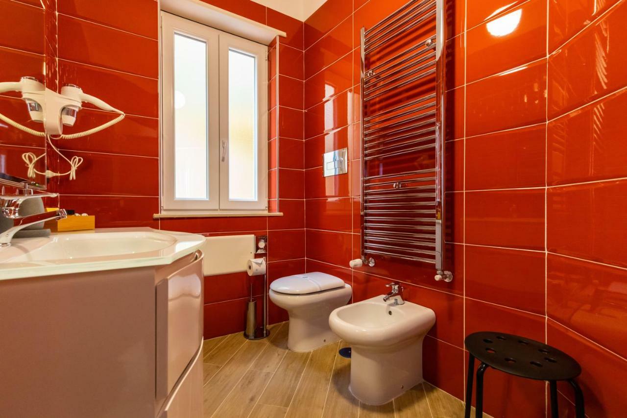 Napoli D'Amare B&B ภายนอก รูปภาพ